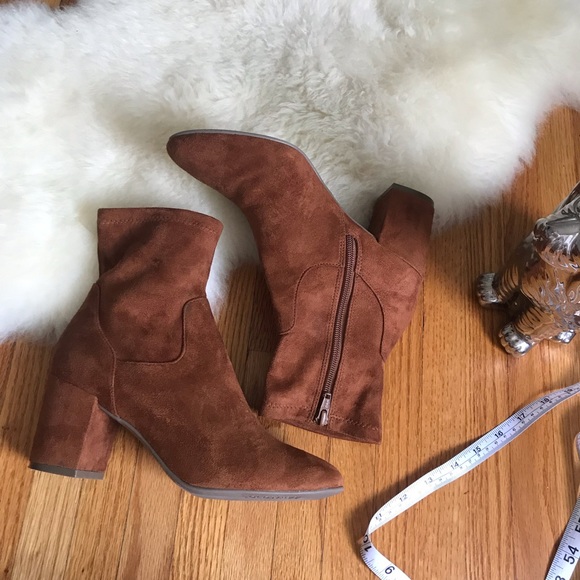 old navy tan booties